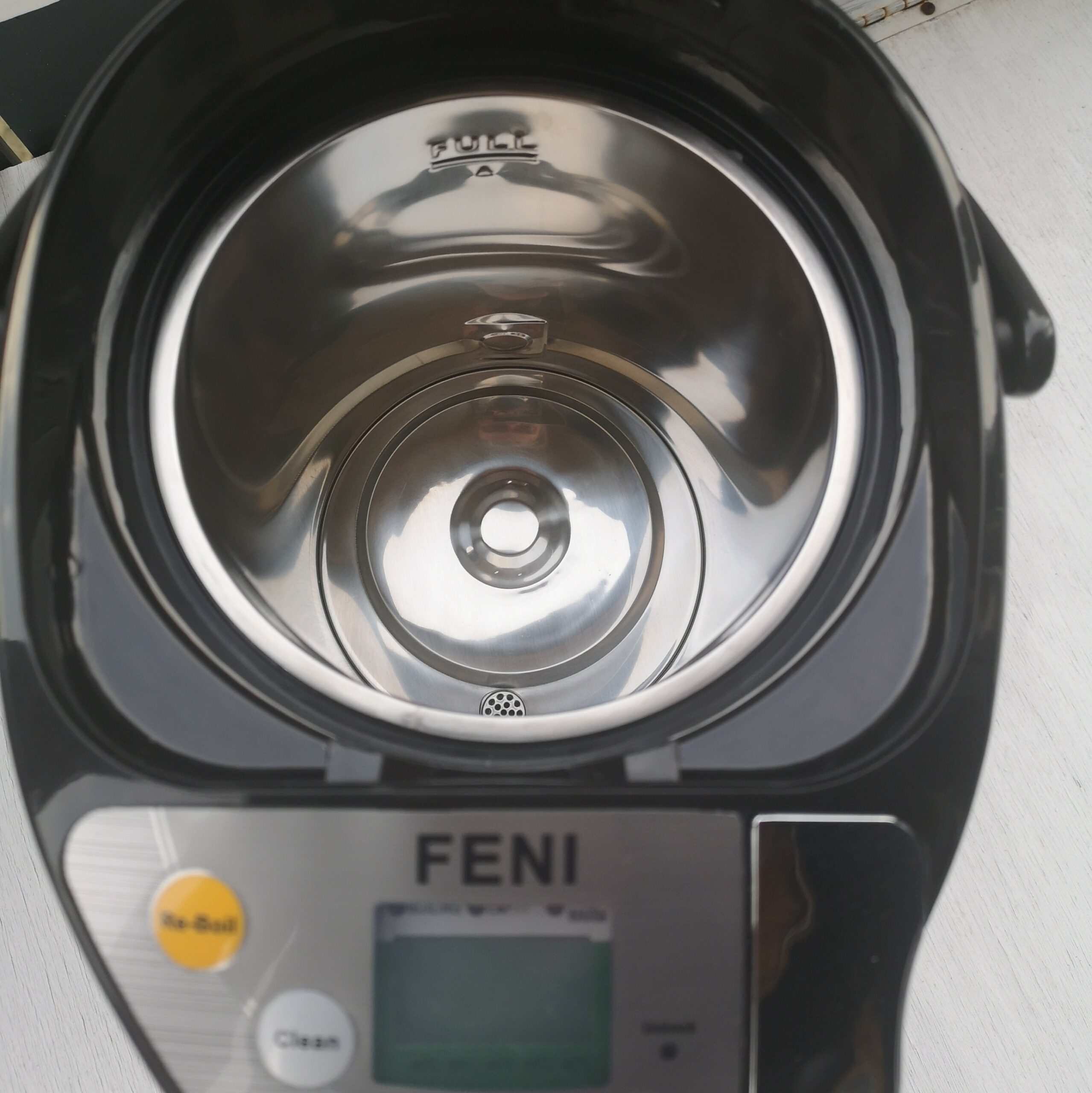 Feni varmtvannsbeholder 3,5ltr