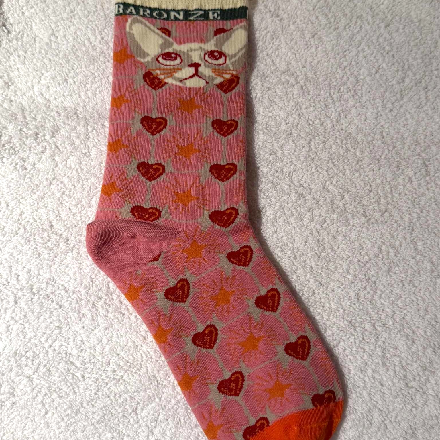 Kattesokk med hjerter